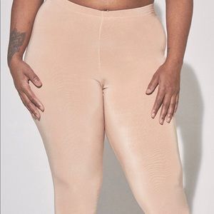 light nude leggings